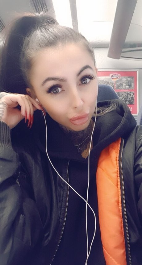 Hollie Stafford actrice sexy collection