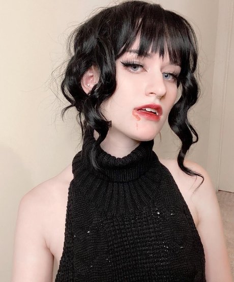 HazelFig modèle chaud des photos