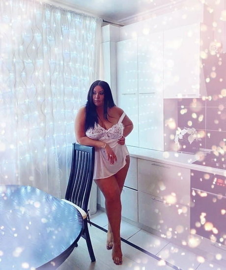 Dasha Kovalenko model nude galleries
