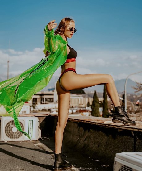 kisa modelka jolie étoile photos