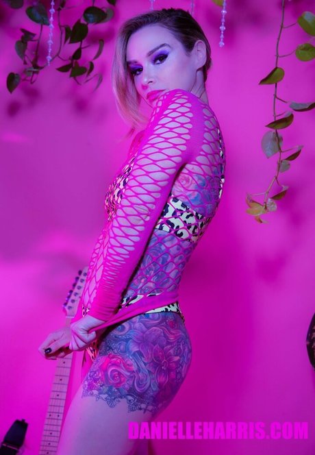 Danielle Harris estrella de alta calidad fotos