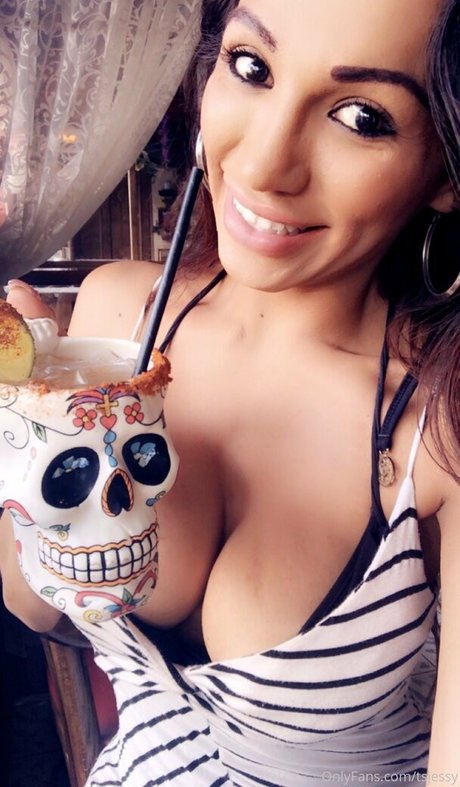 Jessy Dubai modelo porno recopilación