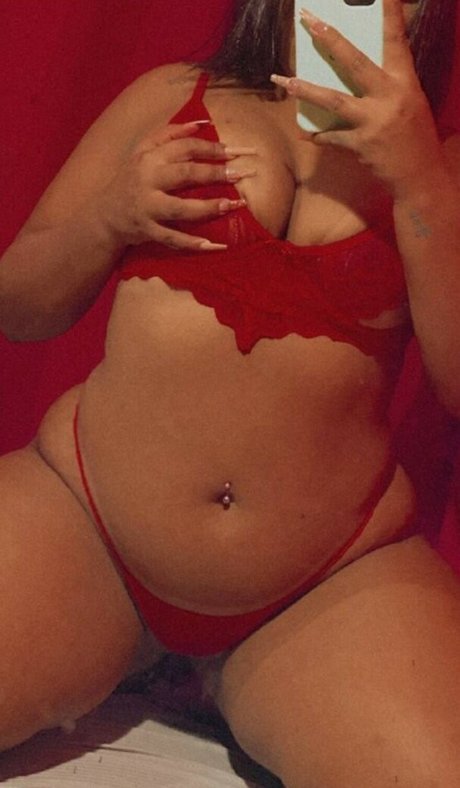 Jasminny Rodrigues haut étoile photos