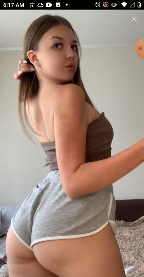 Dasha sim hot star pic