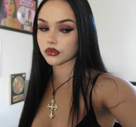 Maggie Lindemann pornographic actress archive