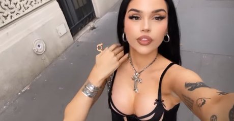 Maggie Lindemann meilleure star du porno image