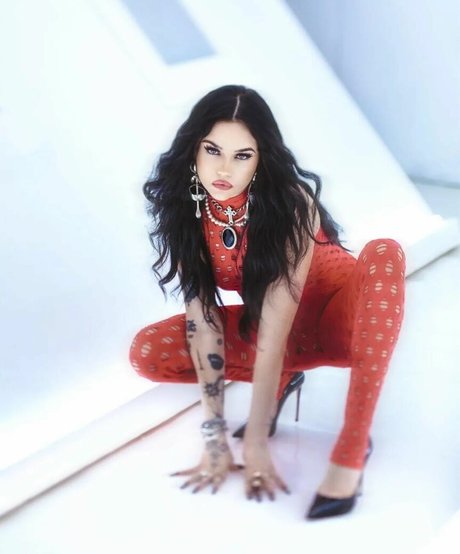 Maggie Lindemann desnudos estrella porno foto