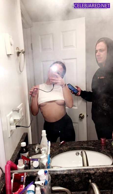 Courtney Craib arte estrella porno galerías