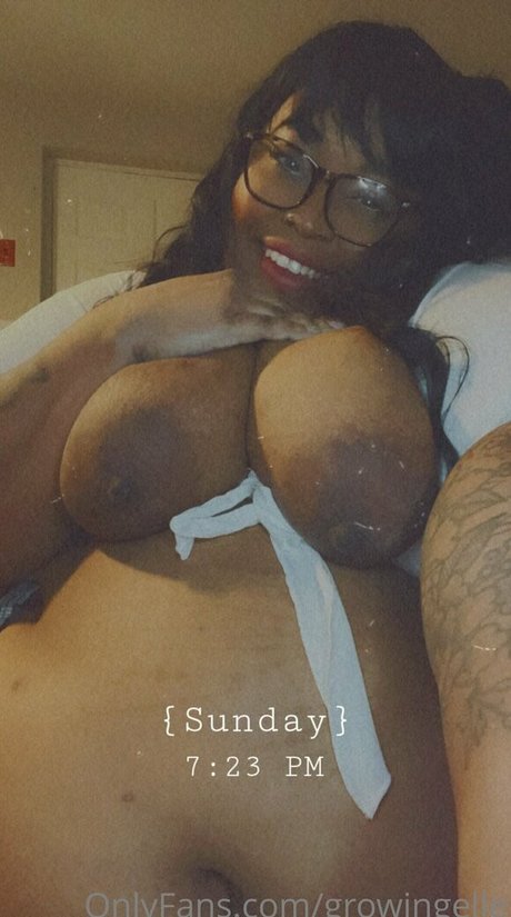 growingellex modèle parfait photos