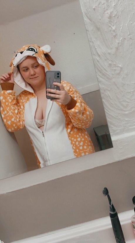 hunnybeesarecool modelo desnudo galerías