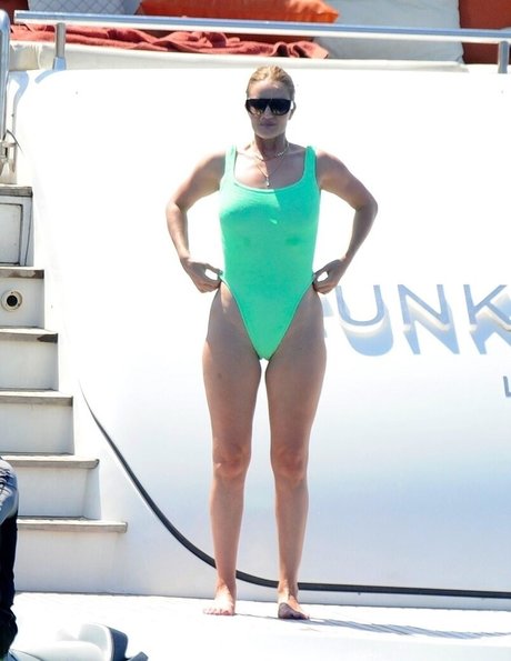 Rosie HW_ desnudos de estrellas galerías