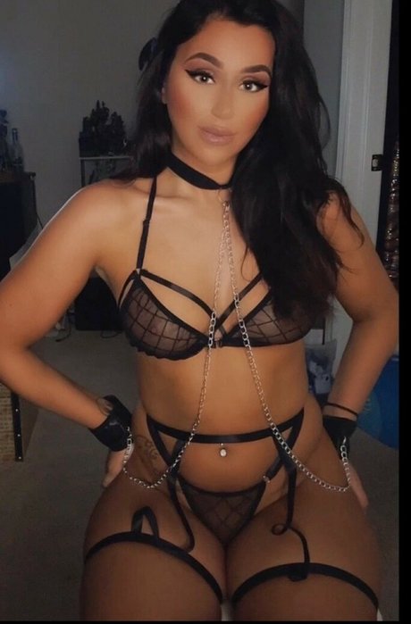 Doom LuckyGirl actriz perfecta foto