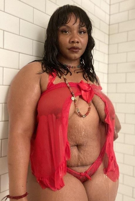 Fearlessaura pretty pornstar pic