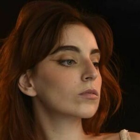 Aurora Mineo modèle parfait images