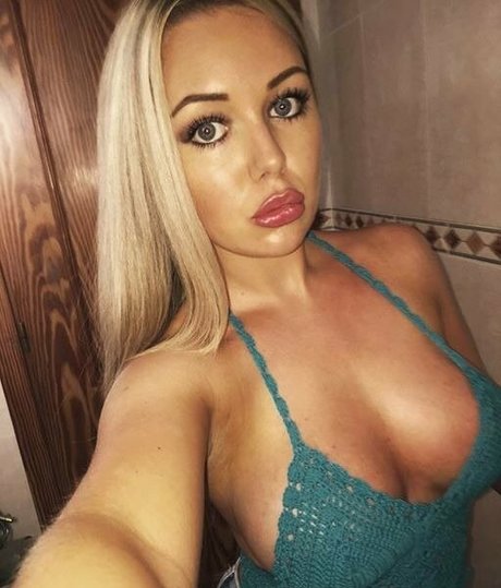 Colleen McAuslin star sexy pictures