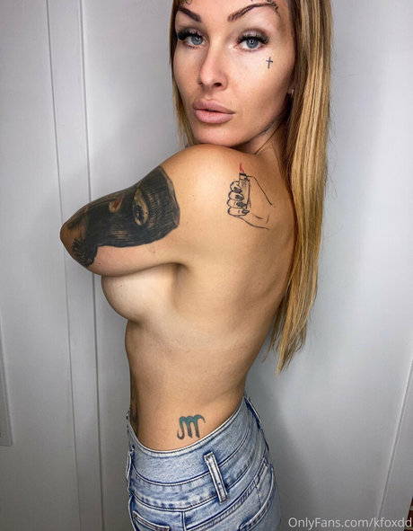 kfoxdd modelo libre fotos