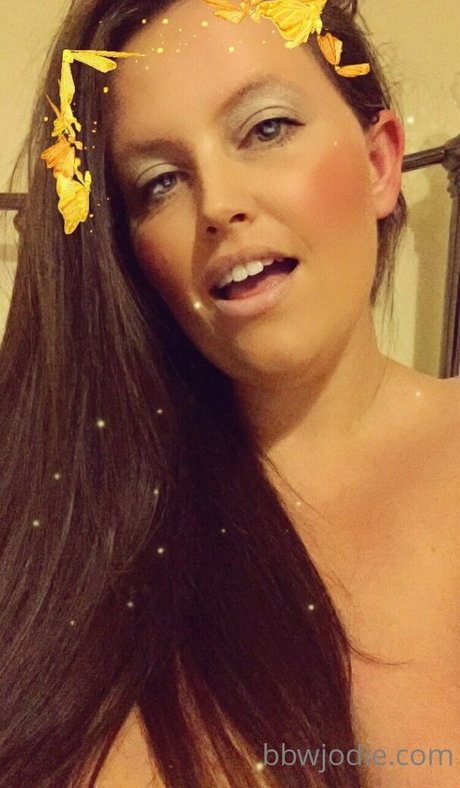 bbwjodie modelo desnuda imagen