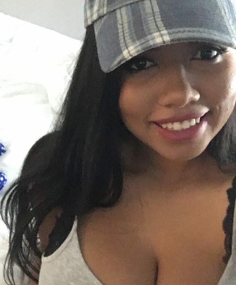 thelailalove actrice chaude images