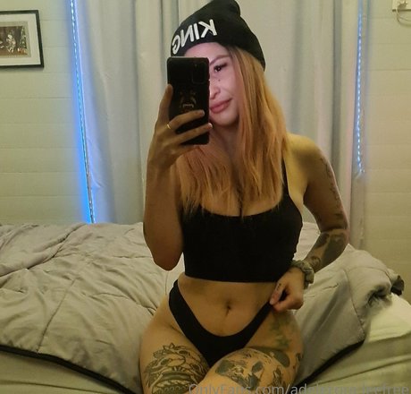 adelezora leefree actrice xxx des photos