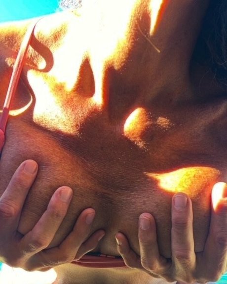 sexyelleanthony joli modèle des photos