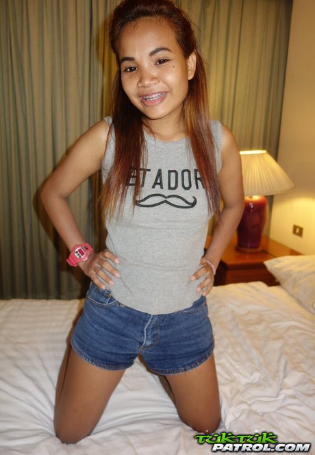 TukTuk Patrol nus de stars du porno collection