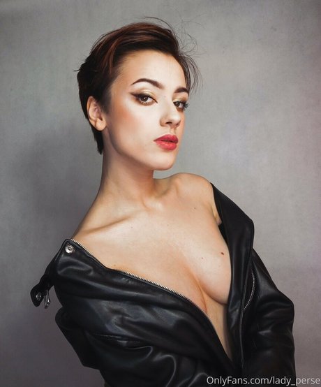 Lady Perse étoile de l'art photo