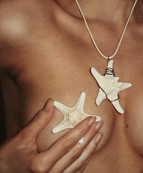 Liora Lapointe star galleries