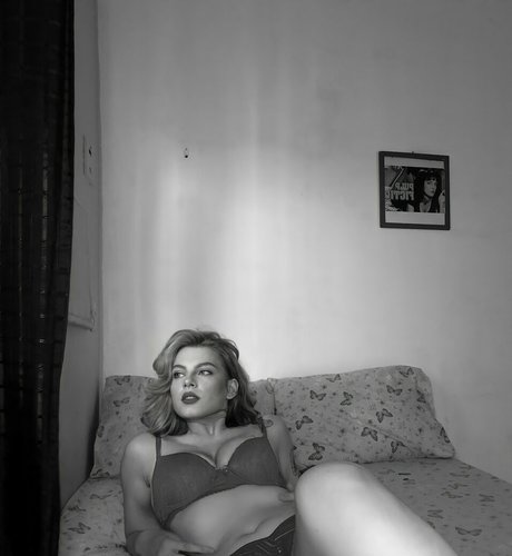 lucymeowt étoile adulte des photos