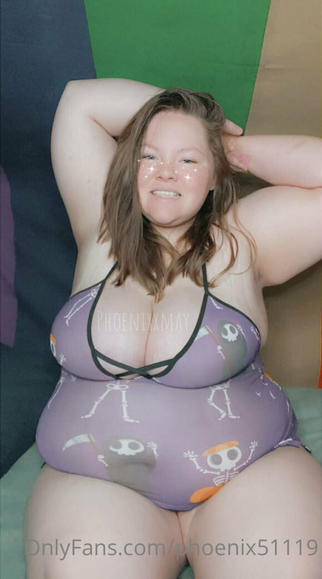 phoenix51119 estrella adulta foto