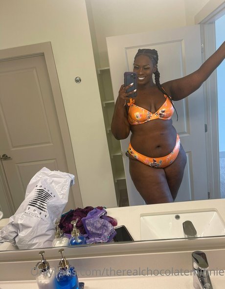 therealchocolateminnie bonita estrella porno imagen