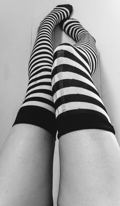 pale teen onlyfans hot nude img