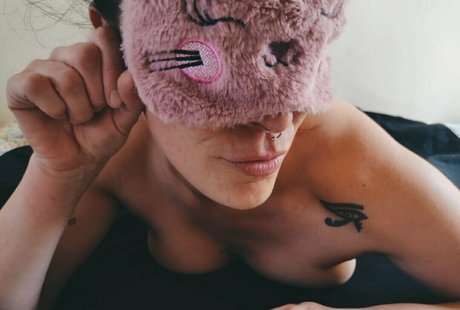 bossbitch eleanor actriz xxx galería