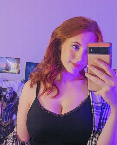 louiseyhannah bonita estrella porno fotos