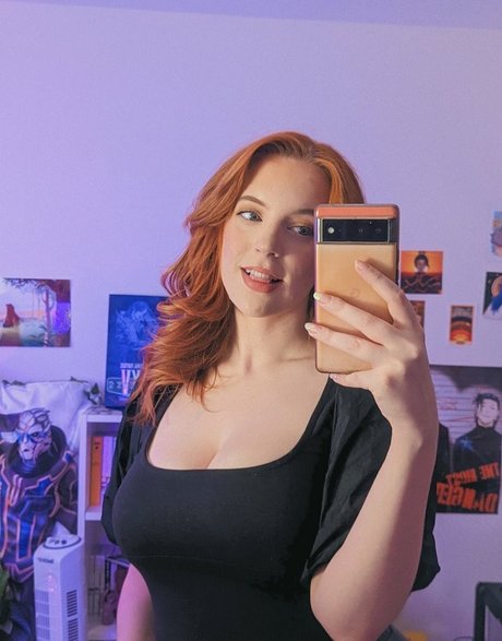 louiseyhannah actriz desnuda imágenes