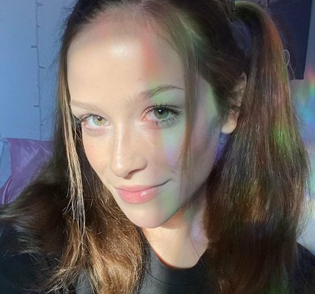 lillyspunk actrice xxx archive