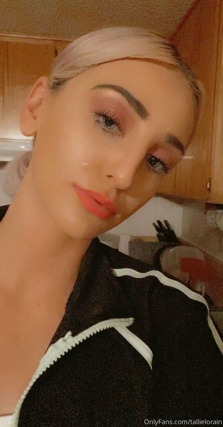 striptease onlyfans assez pornographique images