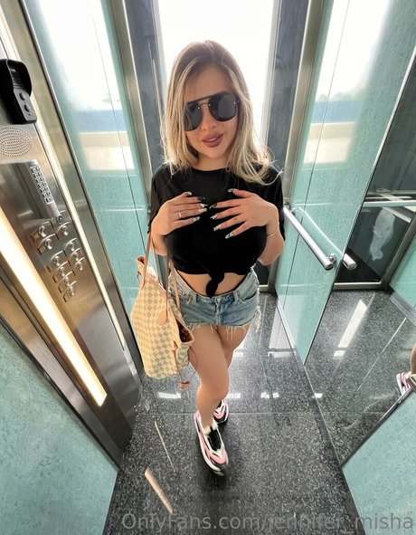 jennifer misha estrella pornografica imágenes