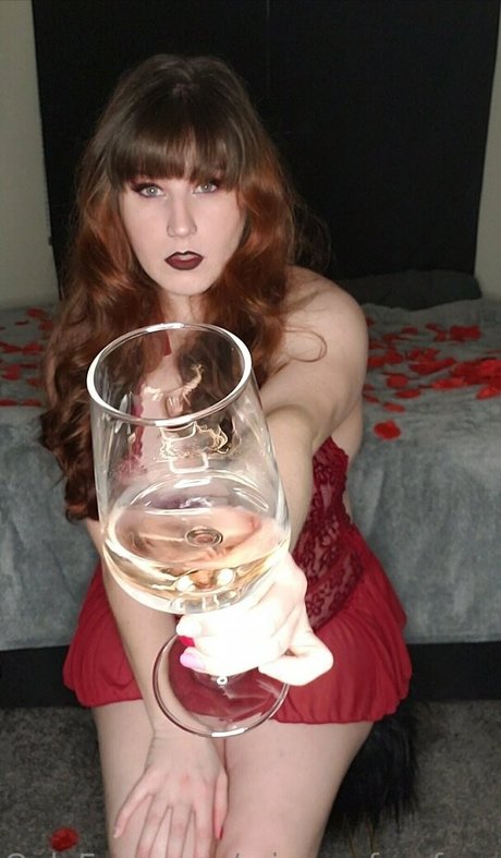 crimsonfuryfree modèle sympa photos