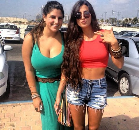 Coral Hagag étoile adulte des photos