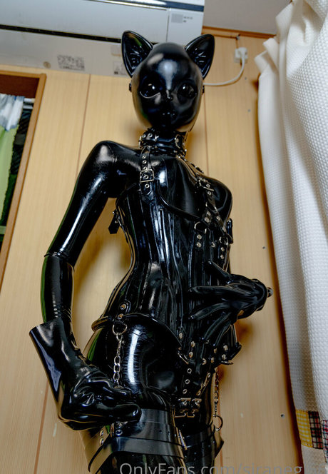 siranegi56 actrice libre images