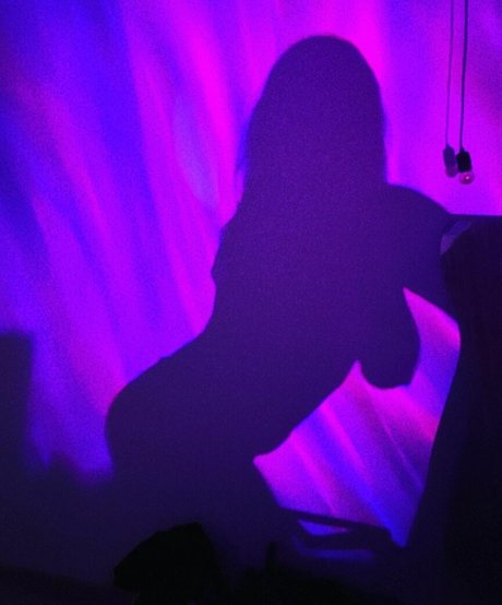 curvymoanaaa mejor estrella imagen