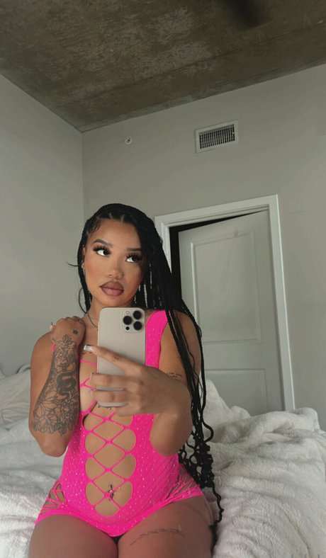 mikaadenise estrella agradable archivo