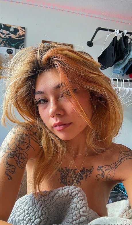 mikahvip model xxx archive