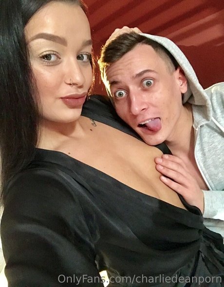 charliedeanporn modelo de alta calidad galería