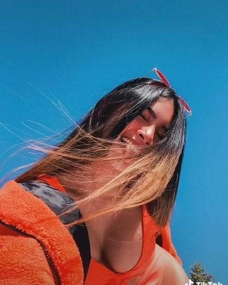 Sammie Rimando estrella caliente imagen