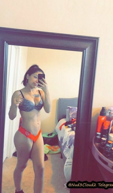 Mariah Castellanos modelo sexy galería