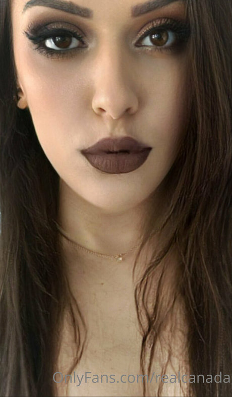 realcanadaali actrice de nus des photos