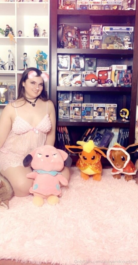 lustfulgeek estrella bonita fotos