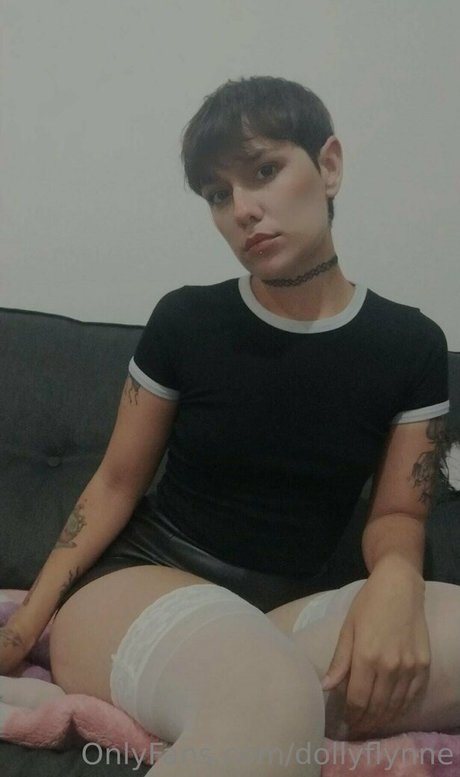 dollyflynne bonita estrella porno foto