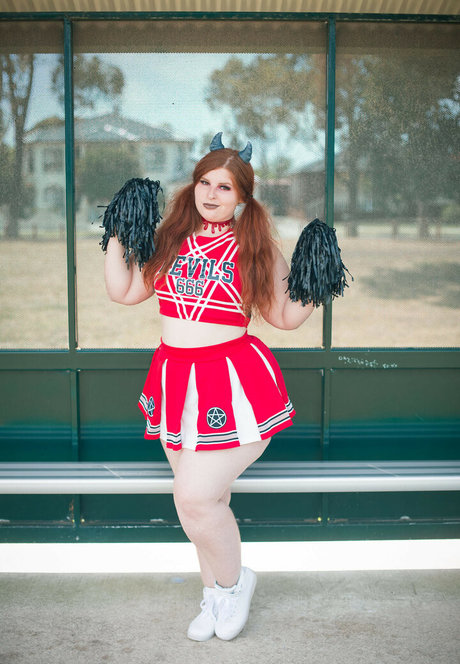 MaddicMaddy modelo porno imágenes